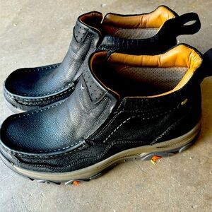 Black boots.  Size 9.5 mens. New.